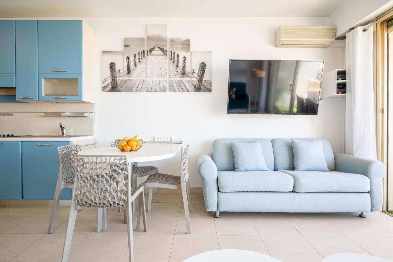 La Grande Palmeraie - Spacieux Studio Avec Vue Mer, Terrasse, Port De Garavan Menton Extérieur photo